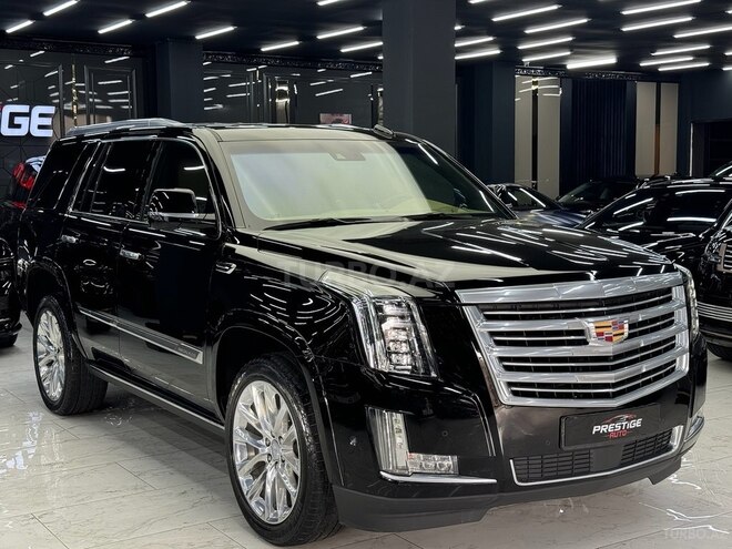 Cadillac Escalade-3