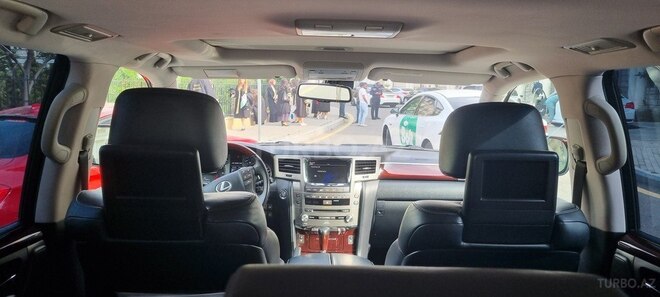Lexus LX 570-8
