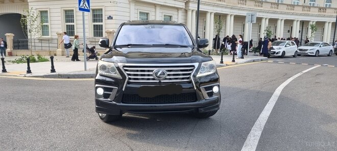 Lexus LX 570-4