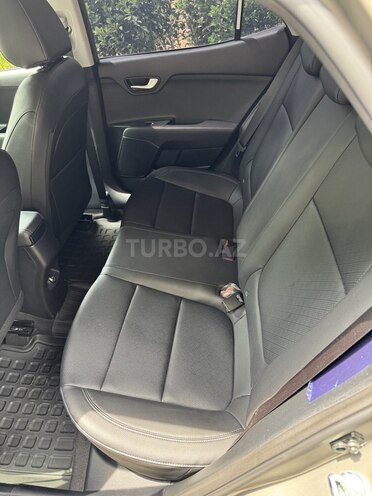 Kia Stonic 2023, 32,250 km - 1.4 l - Bakı