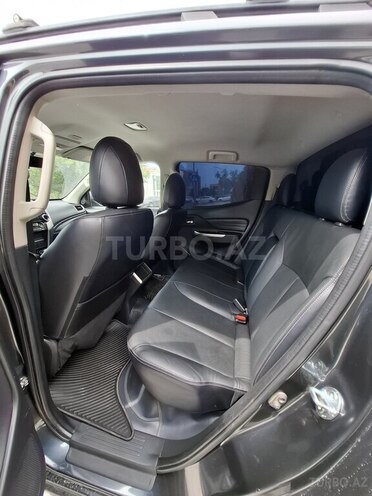 Mitsubishi L200 2021, 97,000 km - 2.4 л - Bakı
