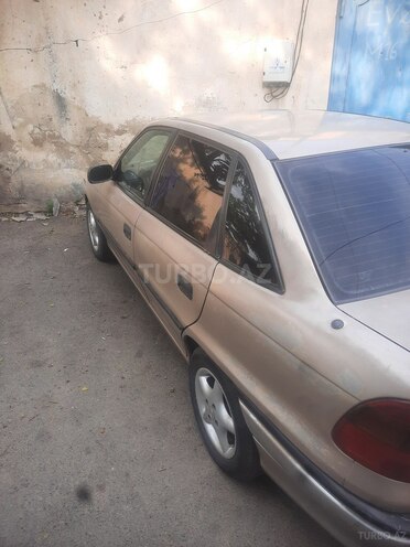 Opel Astra 1997, 340,000 km - 1.6 l - Bakı