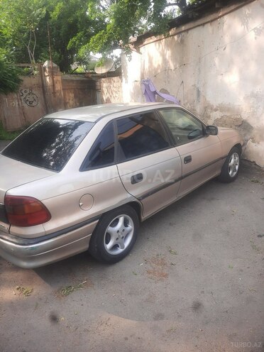 Opel Astra 1997, 340,000 km - 1.6 l - Bakı