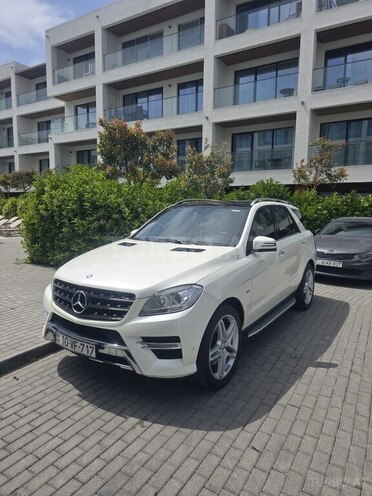 Mercedes ML 350 4MATIC-3