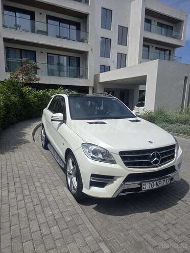 Mercedes ML 350 4MATIC-2