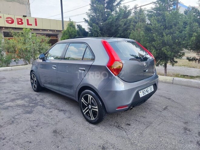 MG 3 2011, 315,000 km - 1.5 l - Sumqayıt