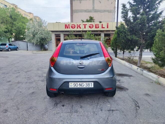 MG 3 2011, 315,000 km - 1.5 l - Sumqayıt