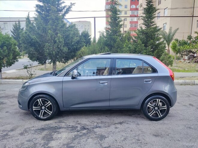 MG 3 2011, 315,000 km - 1.5 l - Sumqayıt
