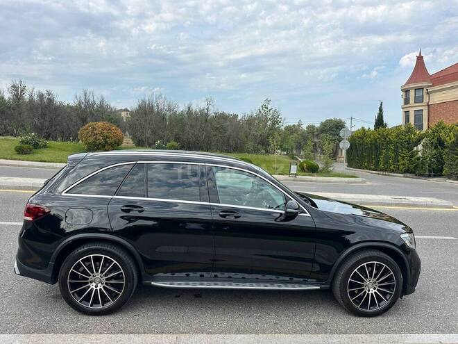 Mercedes GLC 300-6