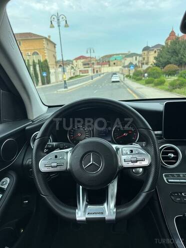 Mercedes GLC 300-13