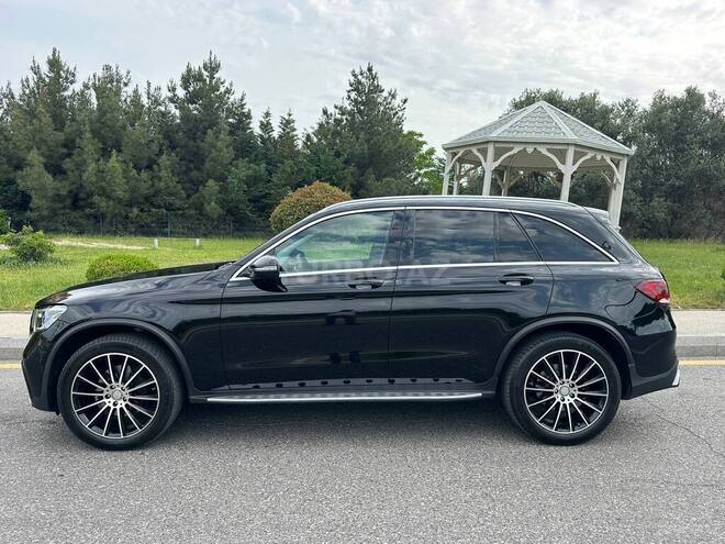 Mercedes GLC 300-10
