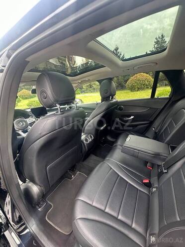 Mercedes GLC 300-14