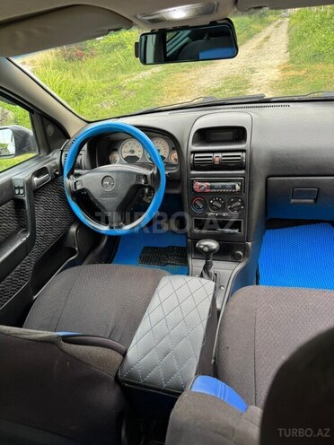 Opel Astra 2001, 200,000 km - 2.0 l - Xaçmaz