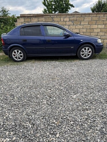 Opel Astra 2001, 200,000 km - 2.0 l - Xaçmaz