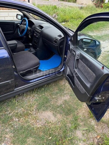 Opel Astra 2001, 200,000 km - 2.0 l - Xaçmaz