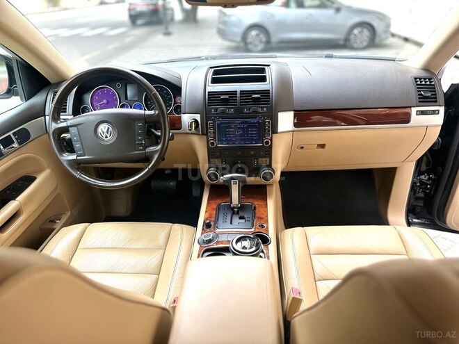 Volkswagen Touareg 2005, 201,600 km - 3.2 l - Bakı