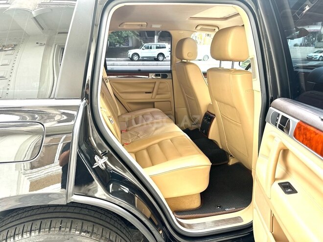 Volkswagen Touareg 2005, 201,600 km - 3.2 l - Bakı