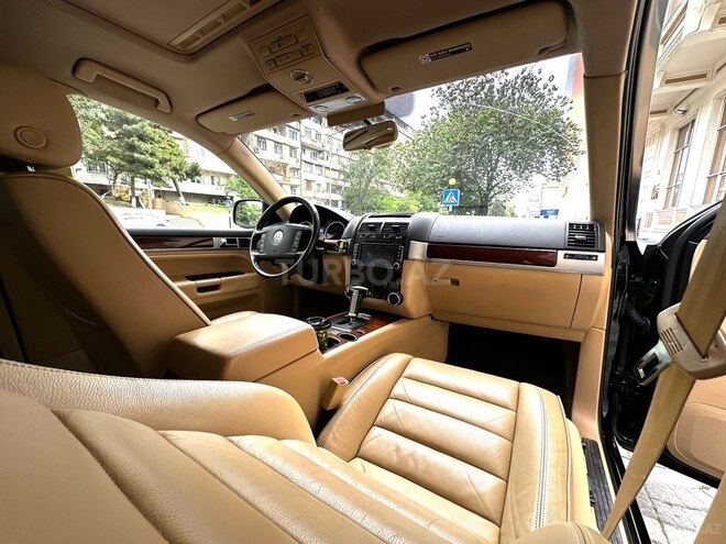 Volkswagen Touareg 2005, 201,600 km - 3.2 l - Bakı