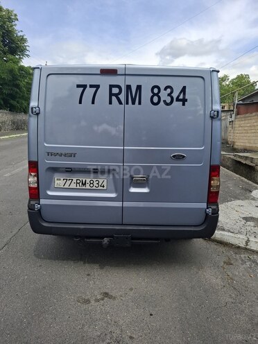 Ford Transit-2