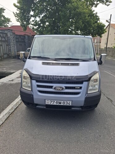 Ford Transit-1