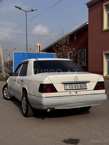 Mercedes E 250 1994, 400,000 km - 2.5 l - Bakı