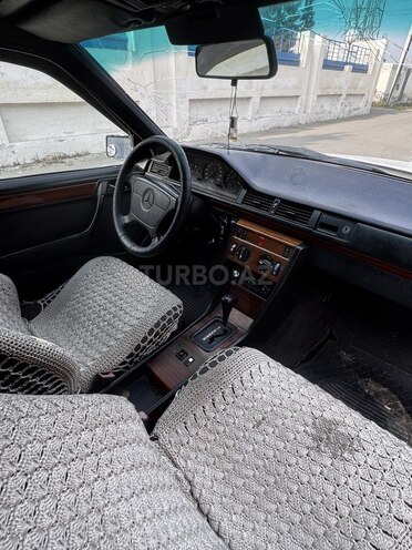 Mercedes E 250 1994, 400,000 km - 2.5 l - Bakı