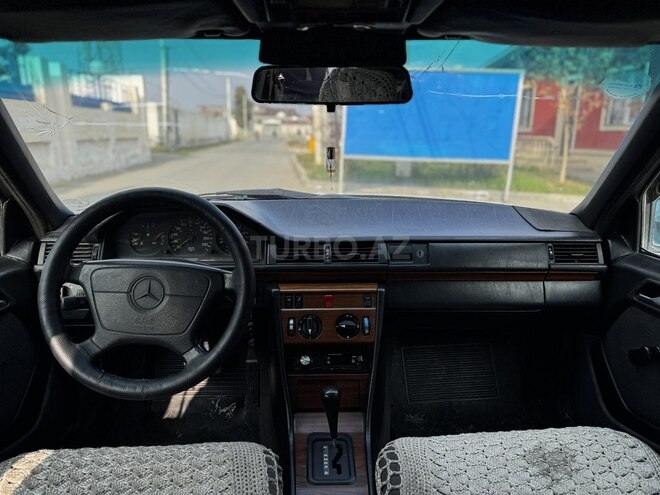 Mercedes E 250 1994, 400,000 km - 2.5 l - Bakı