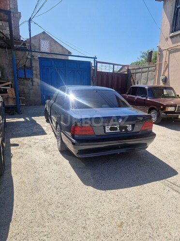 BMW 735 1998, 378,000 km - 3.5 l - Bakı