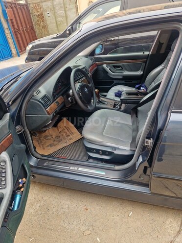 BMW 735 1998, 378,000 km - 3.5 l - Bakı