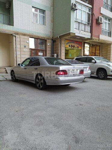 Mercedes E 230 1995, 222,222 km - 2.3 l - Bakı
