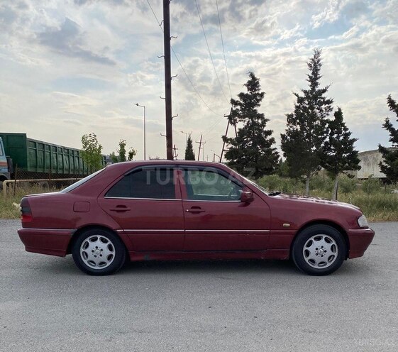 Mercedes C 220 d 1997, 258,000 km - 2.2 l - Bakı