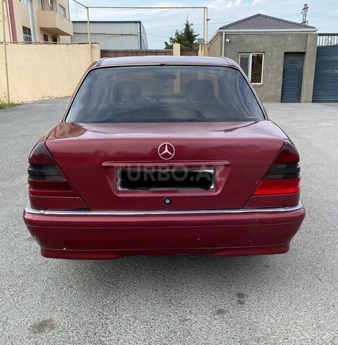 Mercedes C 220 d 1997, 258,000 km - 2.2 l - Bakı