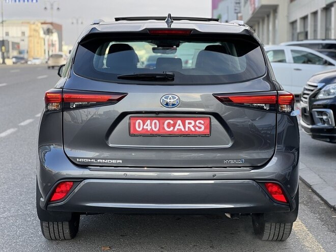 Toyota Highlander-2