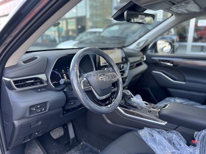 Toyota Highlander-6