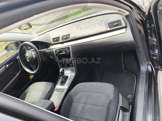 Volkswagen Passat 2011, 451,600 km - 1.8 l - Bakı