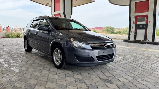 Opel Astra 2005, 302,000 km - 1.3 l - Biləsuvar