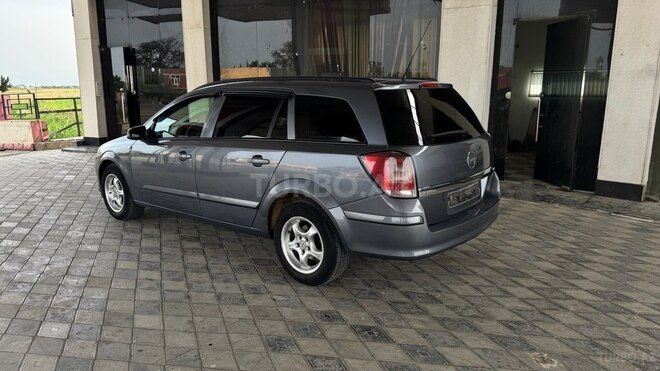 Opel Astra 2005, 302,000 km - 1.3 l - Biləsuvar