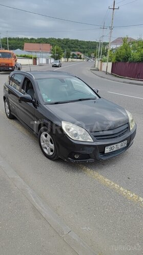 Opel Signum 2006, 375,000 km - 1.9 l - Qusar