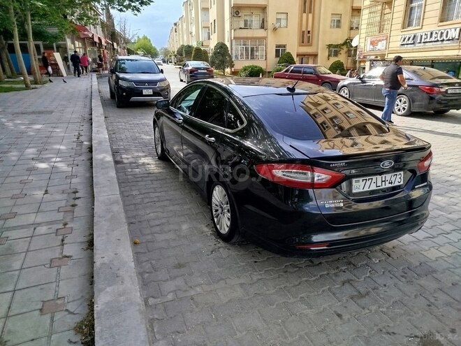 Ford Fusion (North America) 2014, 130,000 km - 2.0 л - Bakı