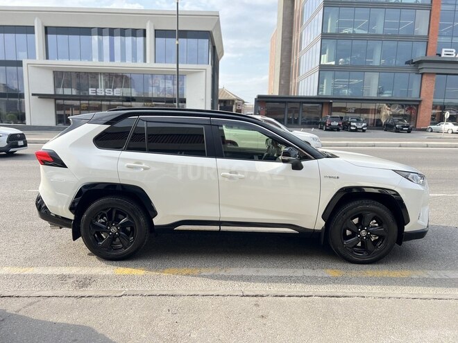 Toyota RAV4 2021, 41,940 km - 2.5 l - Bakı