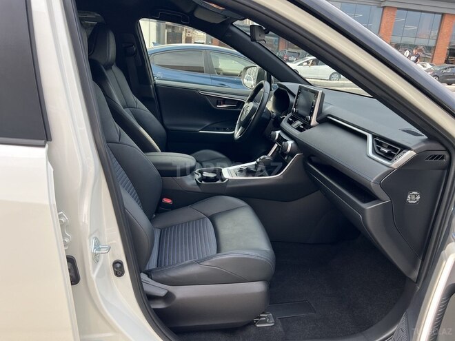 Toyota RAV4 2021, 41,940 km - 2.5 l - Bakı