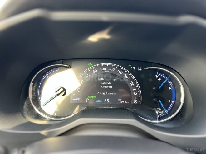 Toyota RAV4 2021, 41,940 km - 2.5 l - Bakı