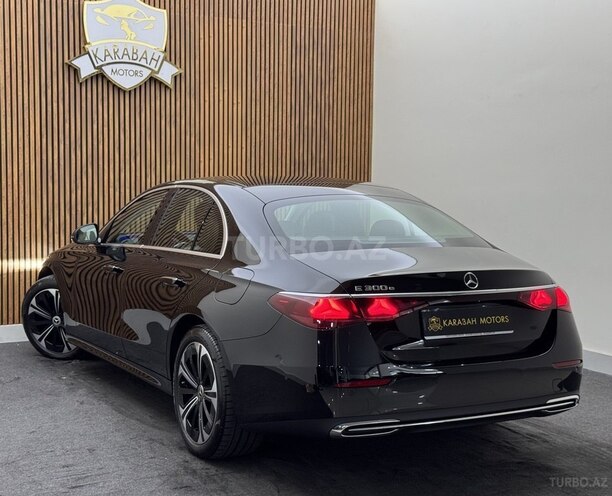 Mercedes E 300 e 2024, 10,000 km - 2.0 l - Bakı