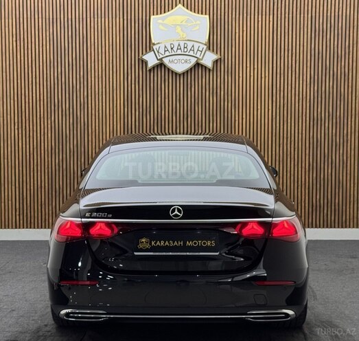 Mercedes E 300 e 2024, 10,000 km - 2.0 l - Bakı