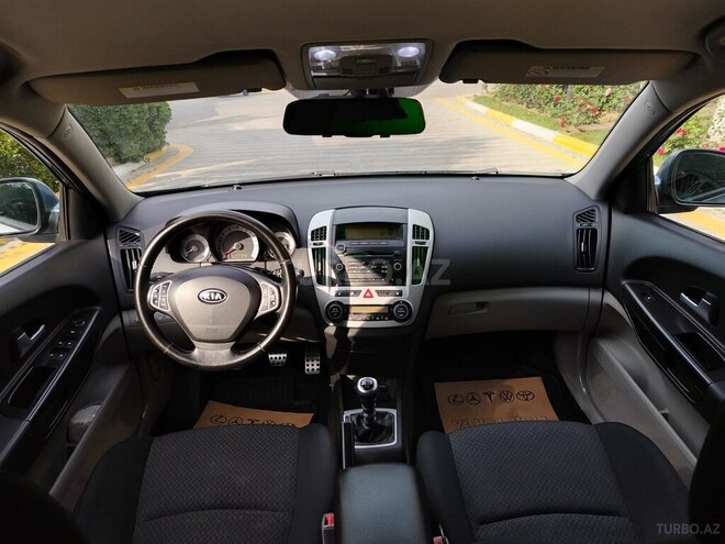 Kia  2008, 250,000 km - 1.6 l - Bakı
