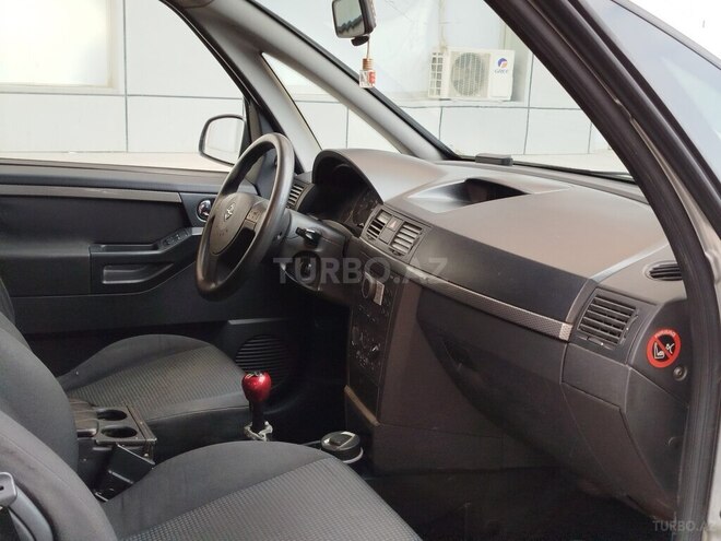 Opel Meriva-3