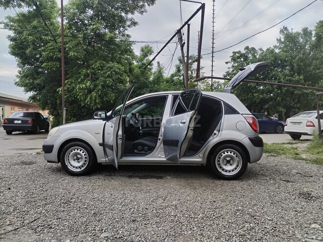 Kia Rio 2007, 277,454 km - 1.4 l - Quba