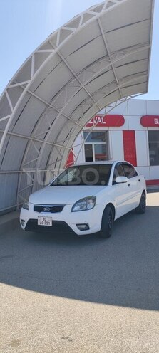 Kia Rio 2011, 210,000 km - 1.4 l - Gəncə