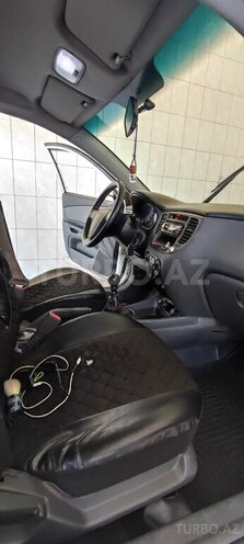 Kia Rio 2011, 210,000 km - 1.4 l - Gəncə