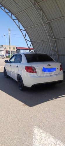 Kia Rio 2011, 210,000 km - 1.4 l - Gəncə